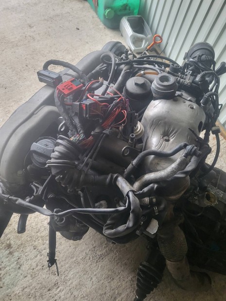 audi 2,5 v6 tdi motor elad