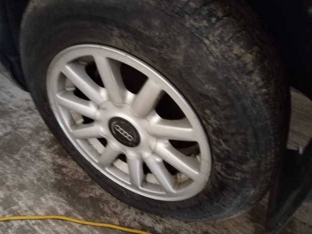 audi 5x112 R15 gyári alufelni garnitúra eladó