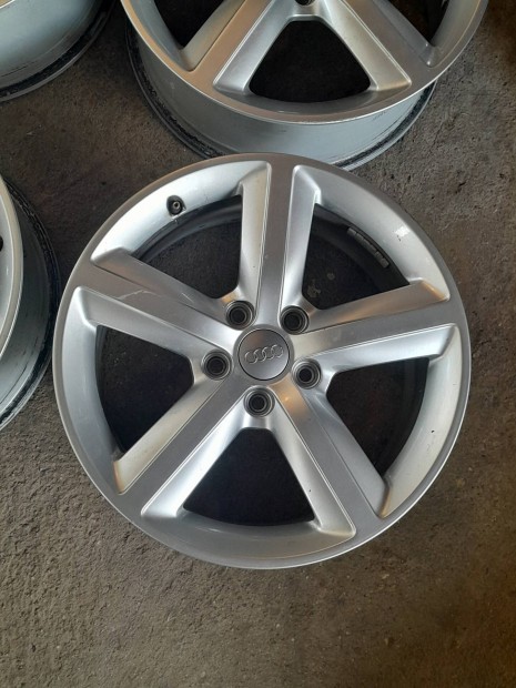 audi a4 a6 a8 seat Skoda Volkswagen Mercedes r17 5x112 felni alufelni 