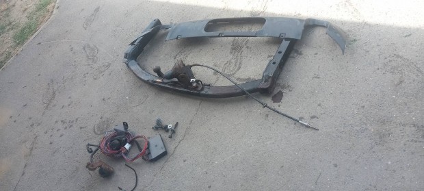 audi a6 c6 vonóhorog elektromos