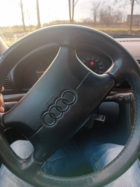 audi kis ricnis kormny elad!
