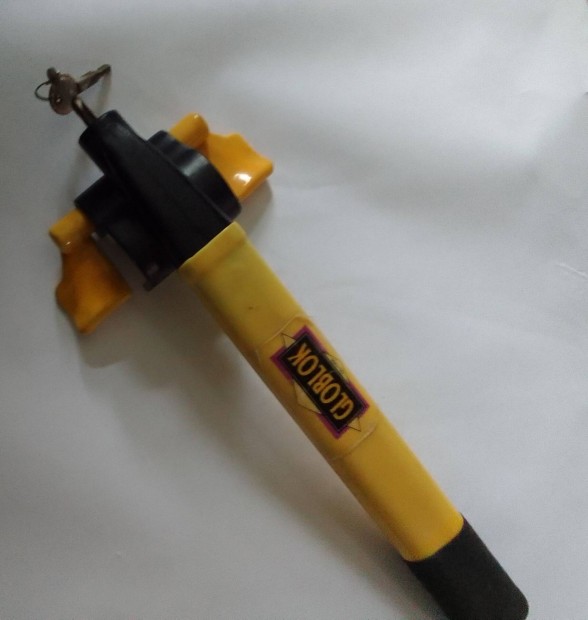 aut� korm�nyz�r 2 kulccsal 