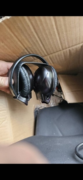 autos dvd lejatszo jatek fejtamla kijelzo