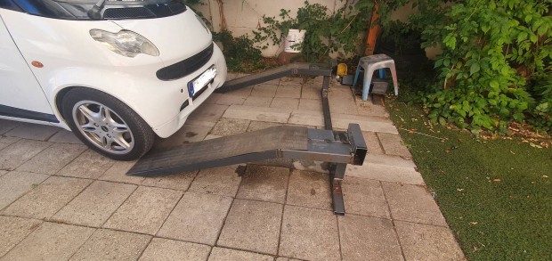autószerelő rámpa kocsiemelő emelő