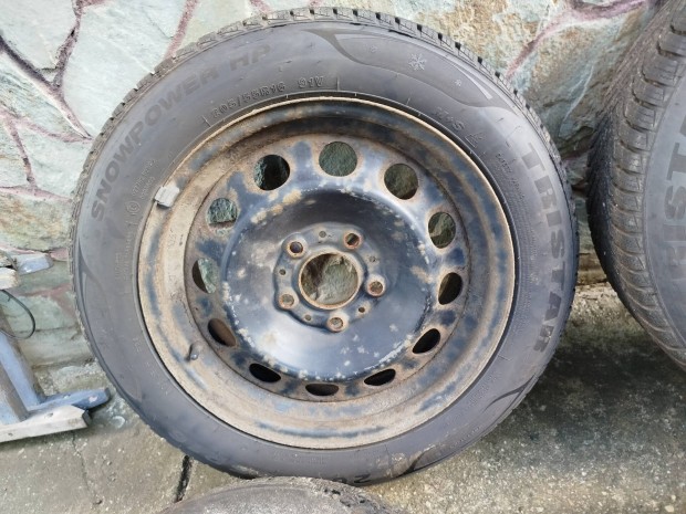 bmw 16os felnin jszer teligumik eladok