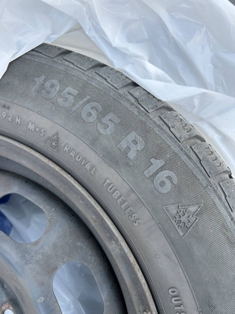 bmw 2-series-active-tourer lemezfelni d�szt�rcs�val 