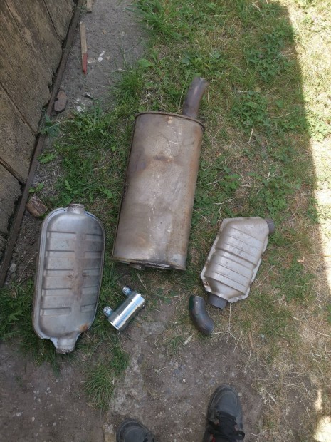 bmw 3 316/318 kipufog alkatrszek 