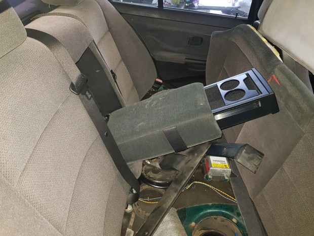 bmw e36 pohartartos hatso konyoklo 