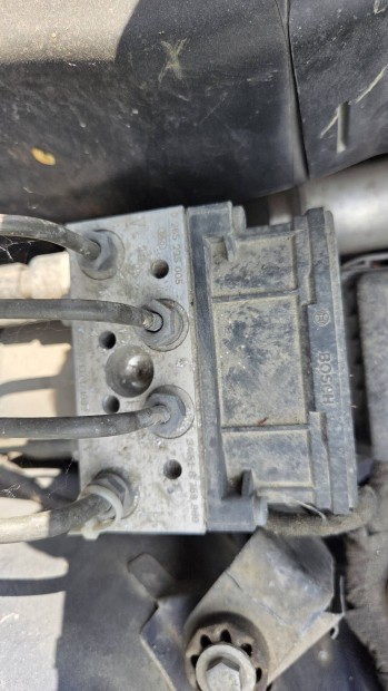 bmw e39 005 abs tomb