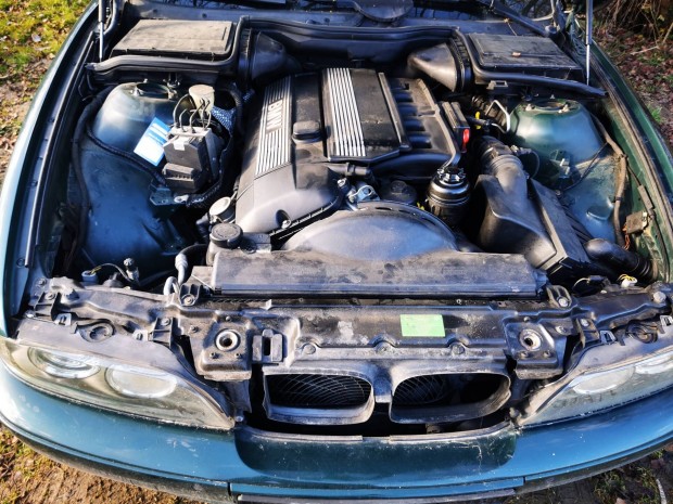 bmw e39 520i motor motor alkatreszek 