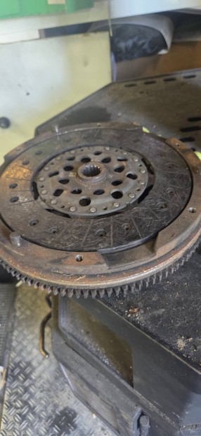 bmw e39 e46 3.0d 2.5d kuplung lendkerek 