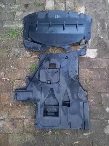 bmw e39 haspajzs alsó burkolat