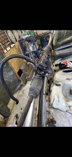 bmw e39 szervotrojikoa kormanymuvek 