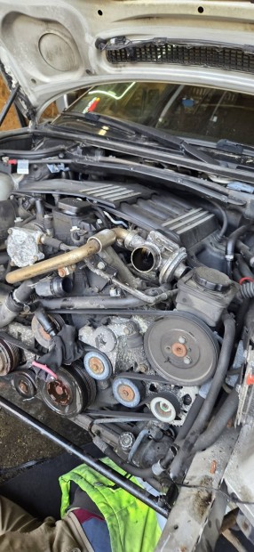 bmw e46 320 318d motor alkatreszek 
