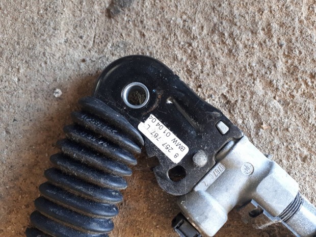 bmw e46 bal első övfeszítő 8257787