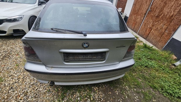 bmw e46 compakt csomagter ajto