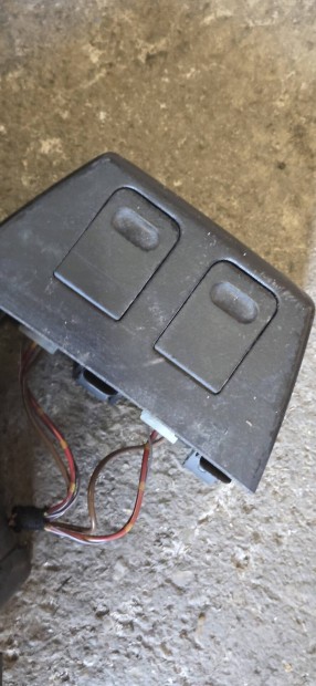 bmw e46 hatso szivargyujto 