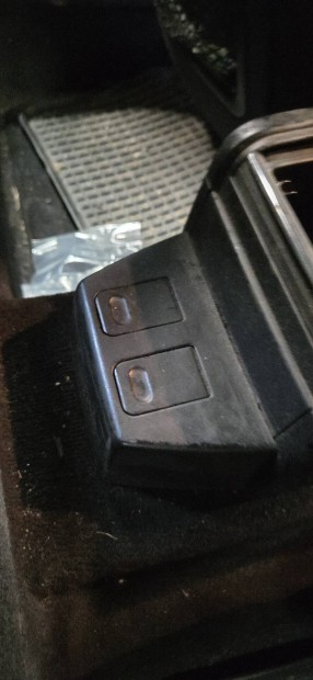 bmw e46 hatso szivargyujto egyseg