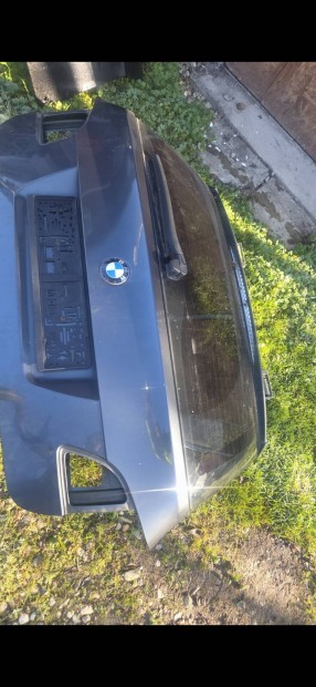 bmw e61 csomagter ajto 