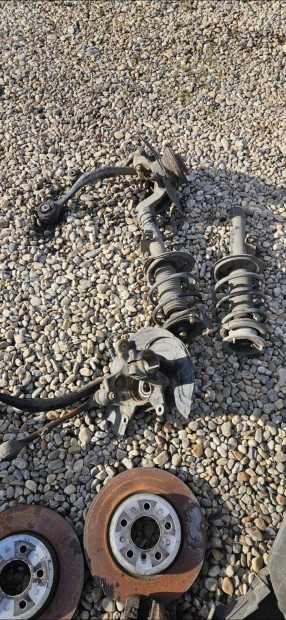 bmw e83 x3 2.0d 150 le elso lengescsillapitok 