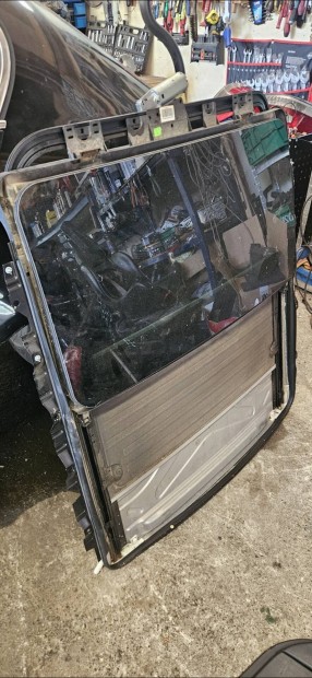 bmw e87 1 es tetoablak 