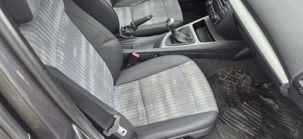 bmw e87 konyoklo sima