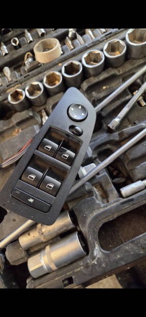 bmw e90 e91 ablakemelo kapcsolo 