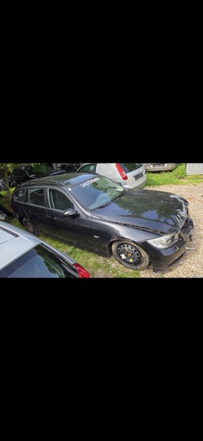 bmw e90 e91 alkatreszek 