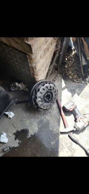 bmw e90 e91 e87 2.0d 1.8d 6 sebesseges lendkerek kuplung 