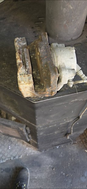 bmw e90 e91 e87 feknyereg 