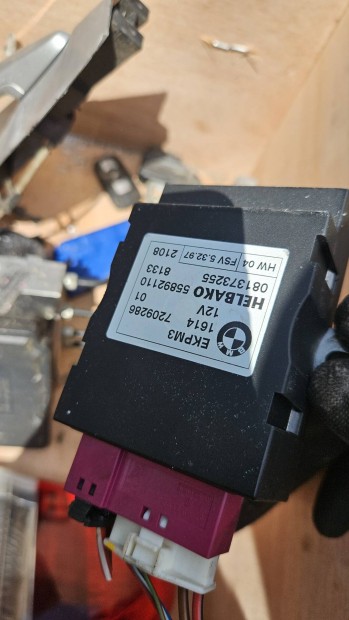 bmw e90 e91 e87 üzemanyag rendszer elektronika