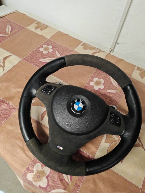 bmw e90 e91 e92 e93 e81 e82 e87 váltófüles m sport kormány