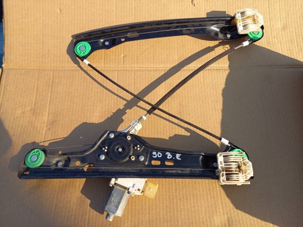 bmw e90 elektromos ablakemel� els� h�ts� e91