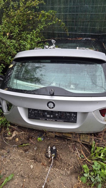 bmw e91 csomagter ajto