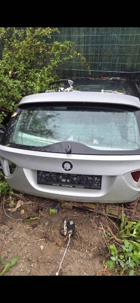 bmw e91 csomagter ajto 