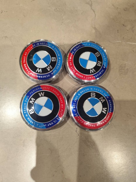bmw performance felni kupak.