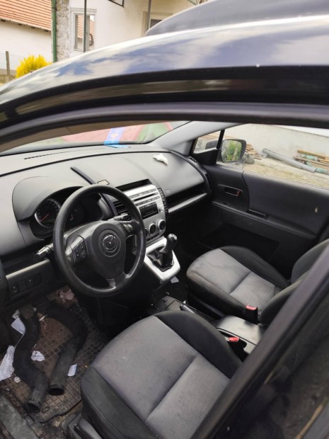 bontsra elad Mazda 5 