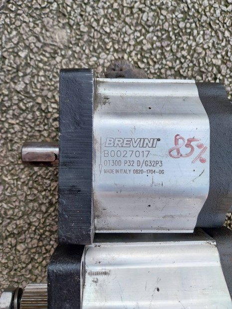 bontott 80/40literesek hidraulikaszivattyuk