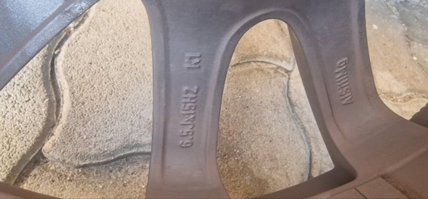 borbet felni teli gumival 