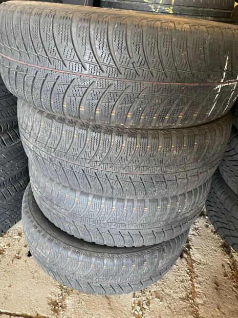 bridgestone blizzak 185/65 r15 4 darab Tli.