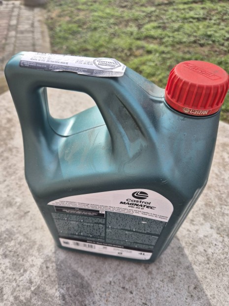castrol 0-30w olaj elad�!