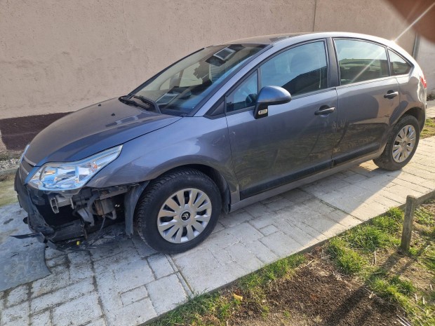 citroen c4 minden alkatr�sze elad�