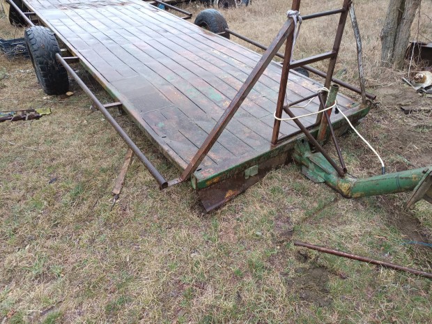 claas komb�jn vag�asztalkocsi nem mtz