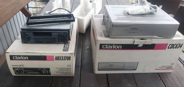 clarion fejegys�g es cd-tar