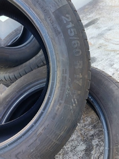 continental 215 /60 r17 nyri gumi szett 