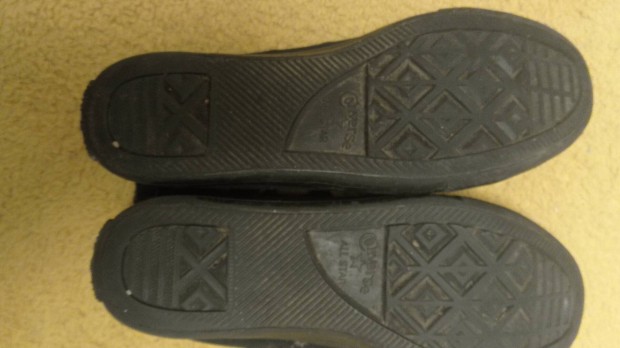 converse magasszárú tornacipő