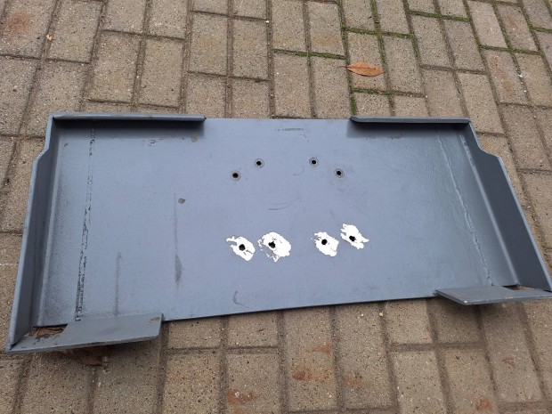 csatollemez Gehl Bobcat stb 