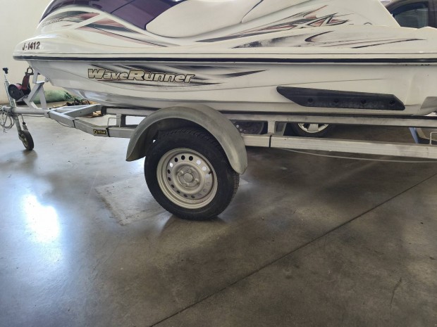 csónak jetski szállító műszakival eladó