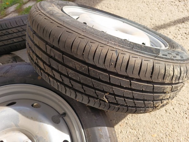 dácia gumiabroncs felnivel