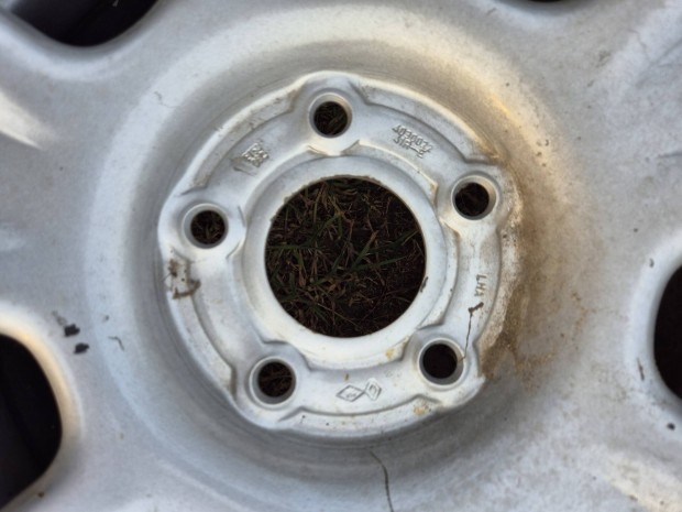 dacua duster felni acelfelni